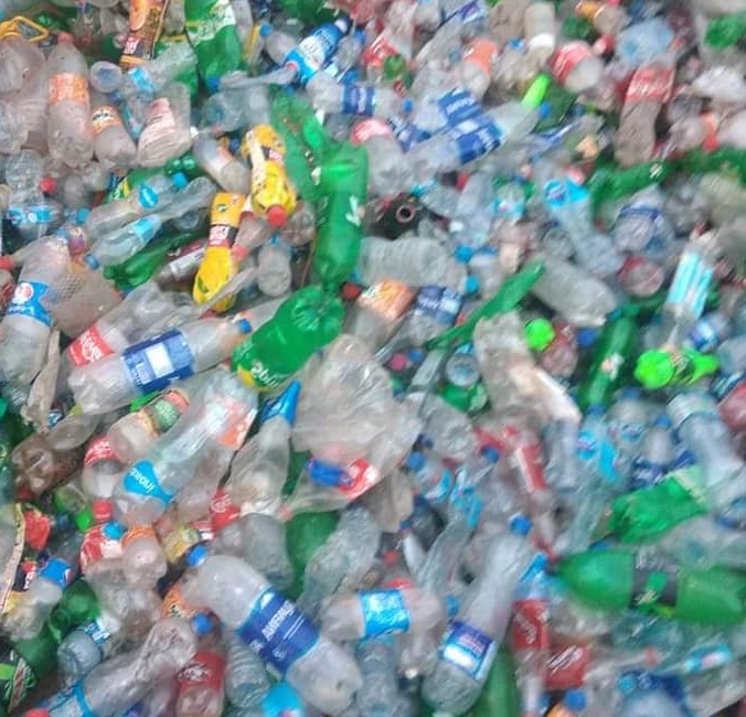 Clear PET Bottles Plastic Scrap